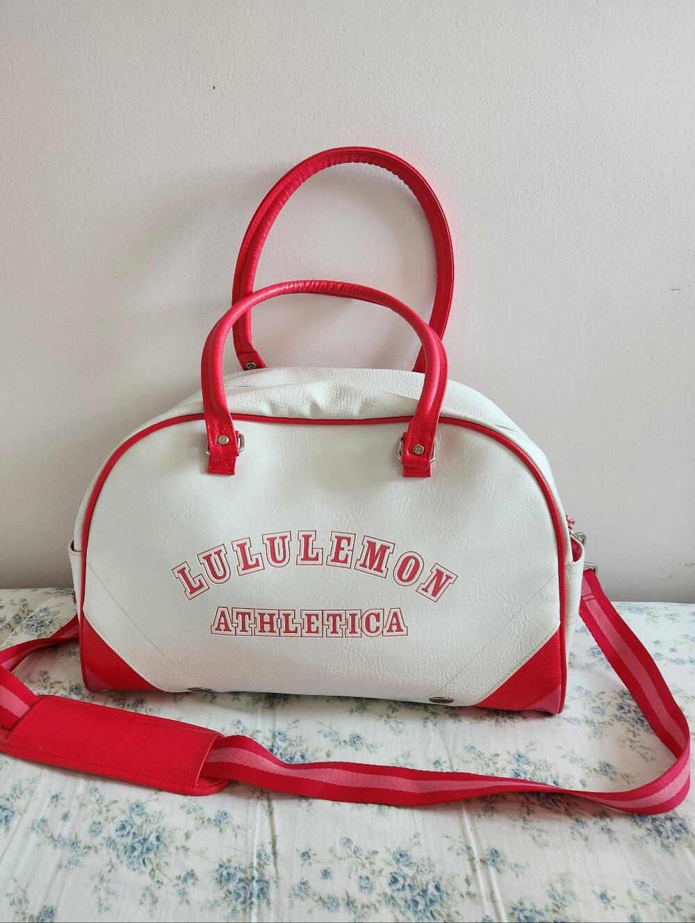Vintage Lululemon Athletica duffel Bag